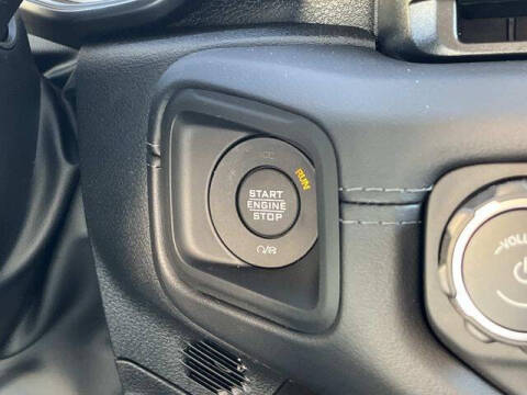 2026 Jeep Gladiator Shadow Ops