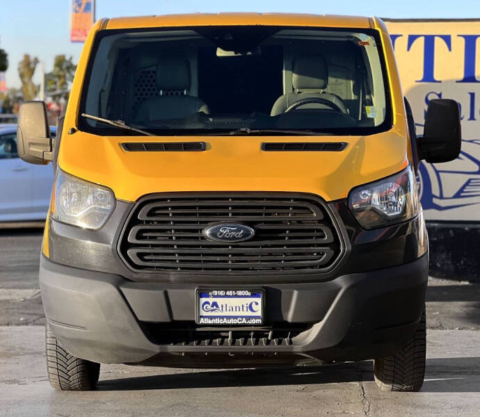 2016 Ford Transit Base photo 3