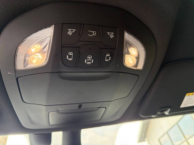 2020 Chrysler Pacifica Launch Edition