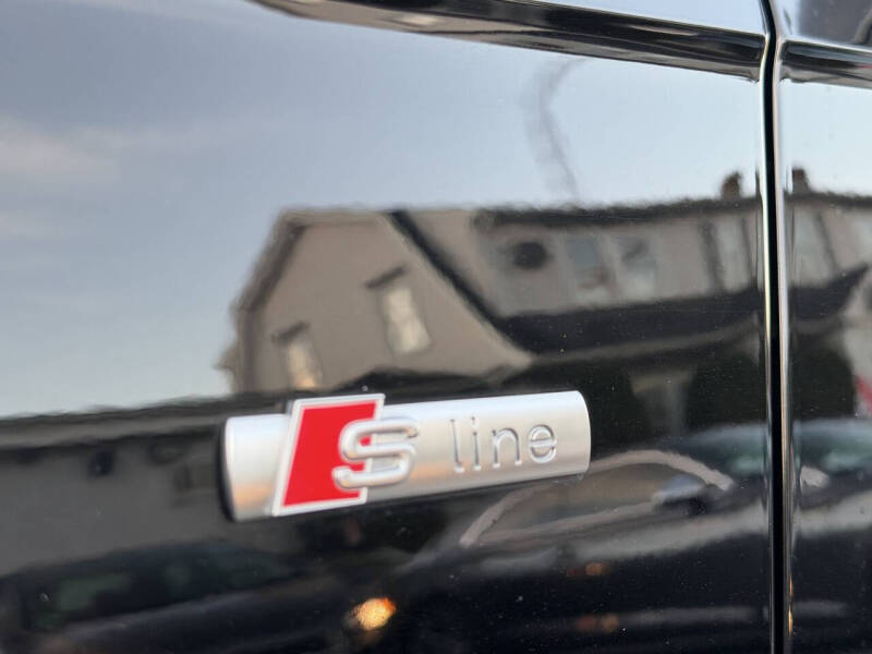 2015 Audi A4 2.0T quattro Premium