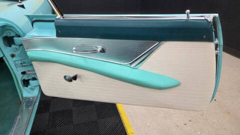 1955 Ford Thunderbird