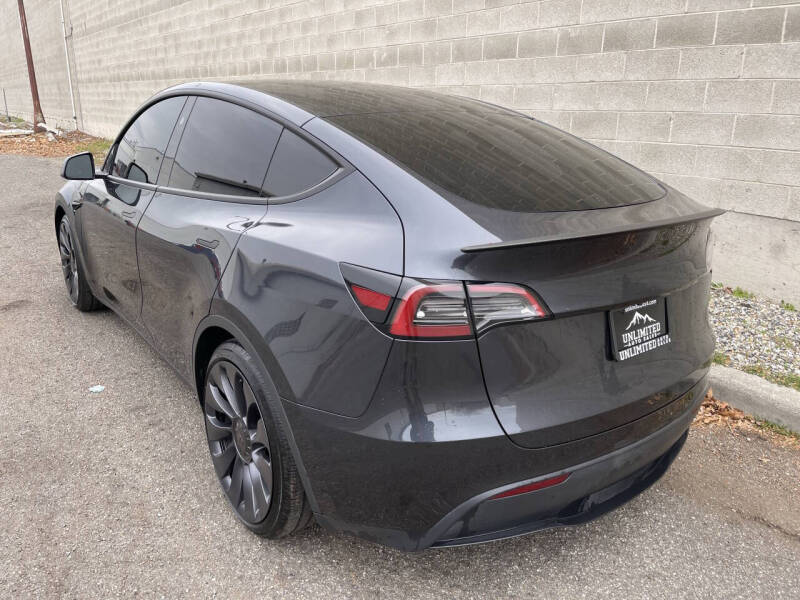 2025 Tesla Model Y Performance