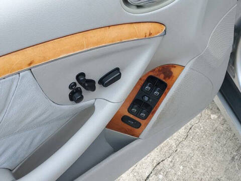 2005 Mercedes-Benz CLK CLK 320