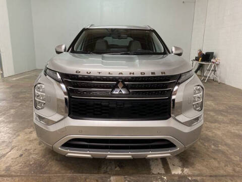 2025 Mitsubishi Outlander PHEV SEL