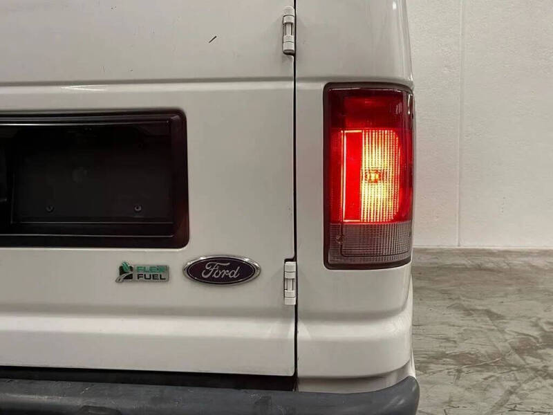2014 Ford E-Series E-250