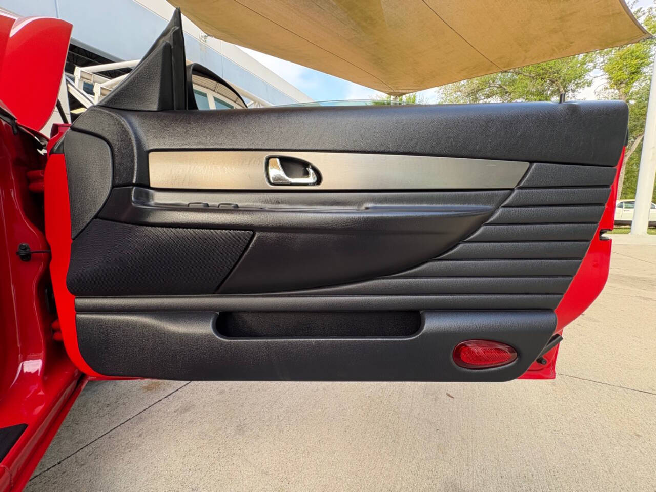 2005 Ford Thunderbird 37