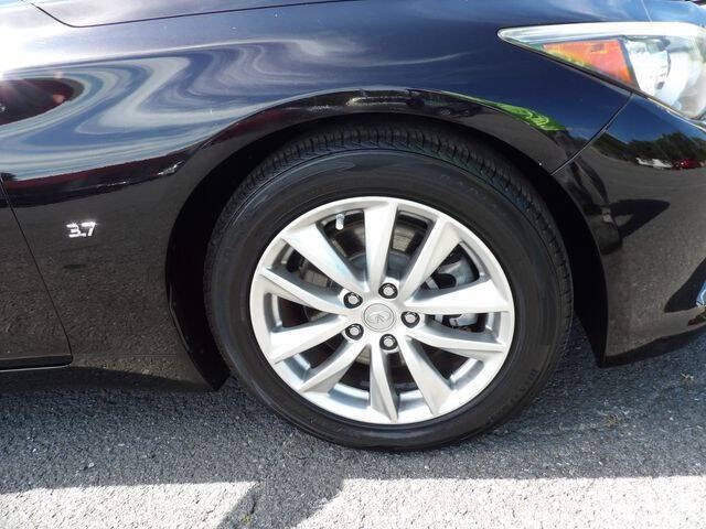 2015 Infiniti Q50 Premium