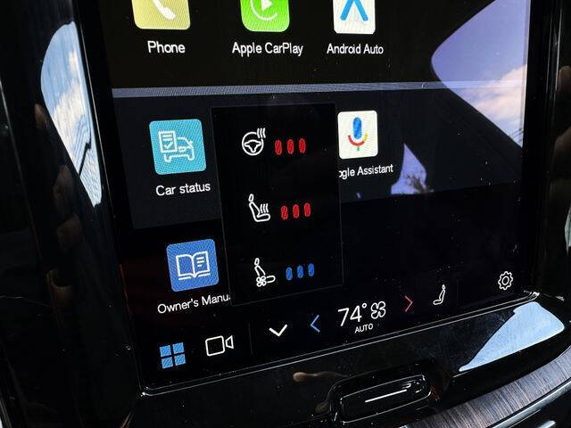 2023 Volvo XC60 B5 Ultimate Bright Theme