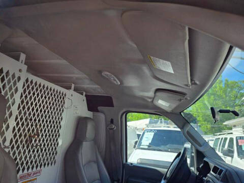 2011 Ford E-Series E-350 SD