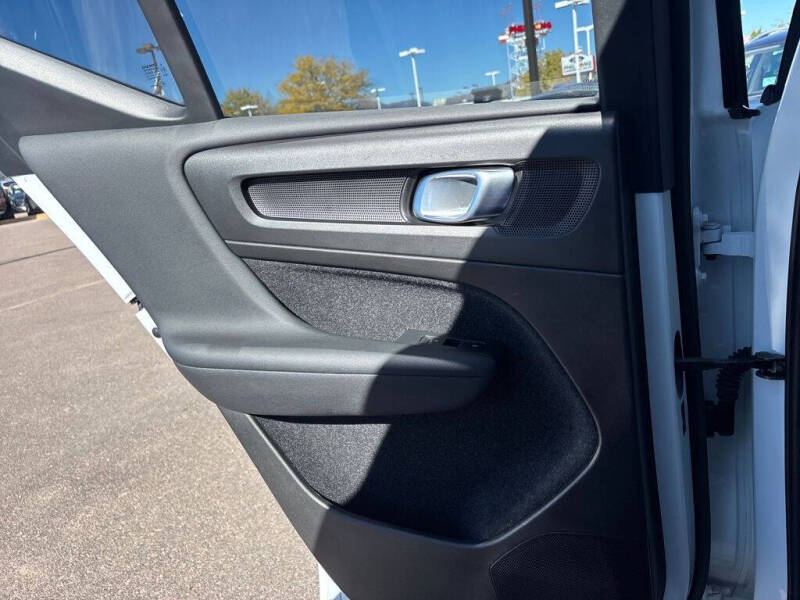 2019 Volvo XC40 T5 R-Design