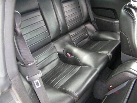 2010 Ford Mustang V6 Premium