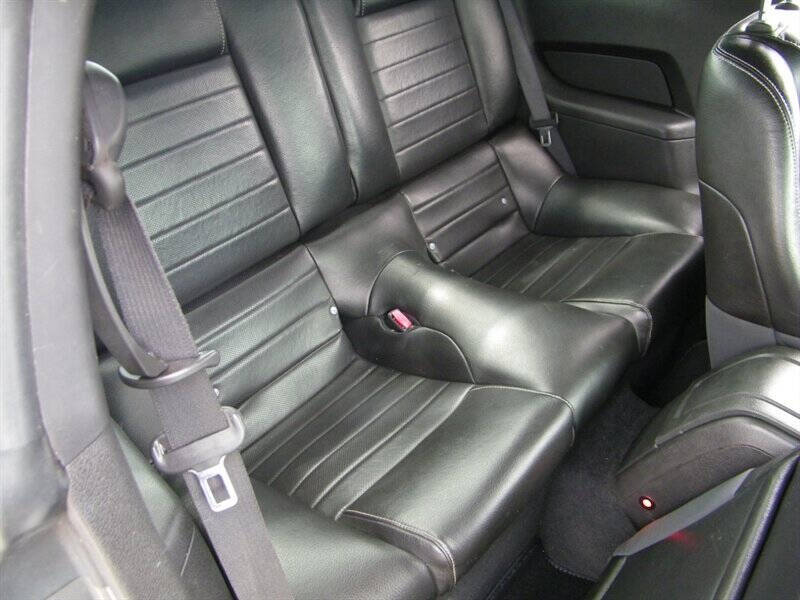 2010 Ford Mustang V6 Premium