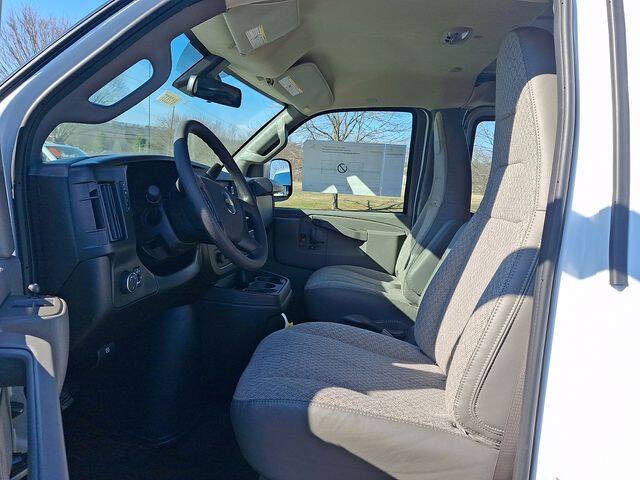 2026 Chevrolet Express 3500