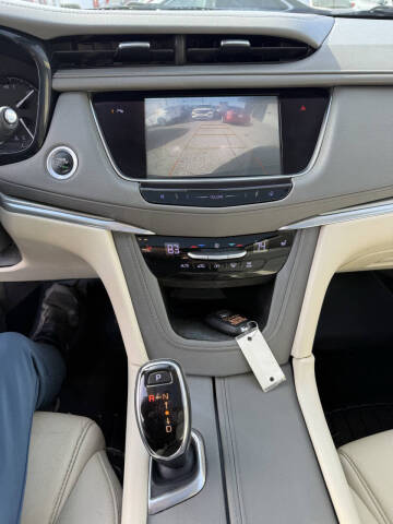 2018 Cadillac XT5 Luxury