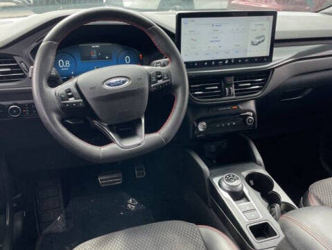 2023 Ford Escape ST-Line Select