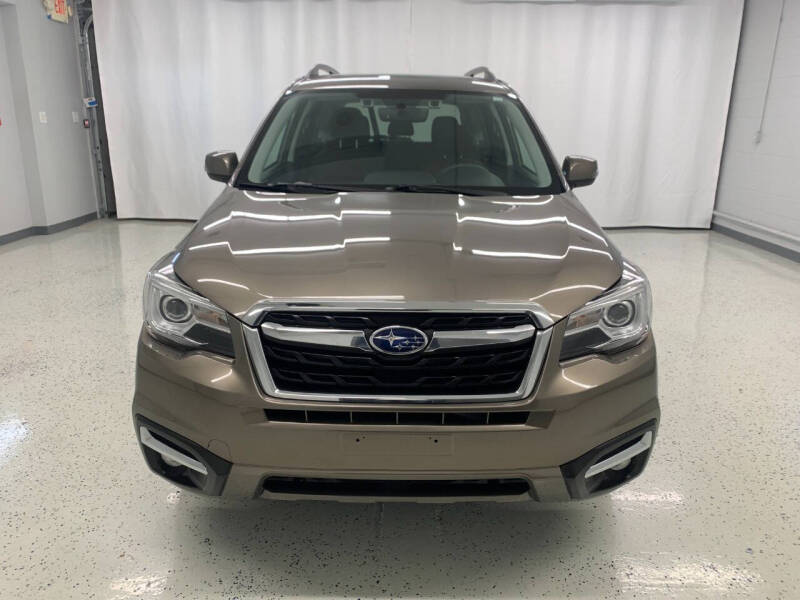 2018 Subaru Forester Touring photo 10