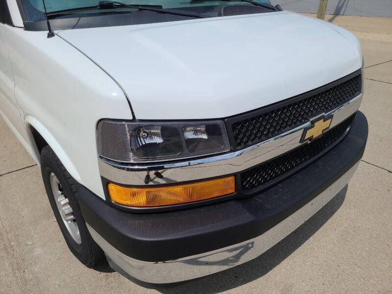 2018 Chevrolet Express 2500