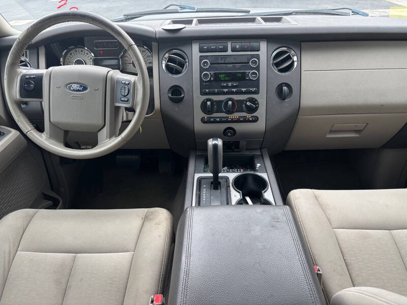 2014 Ford Expedition XLT