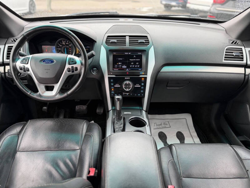 2013 Ford Explorer Sport