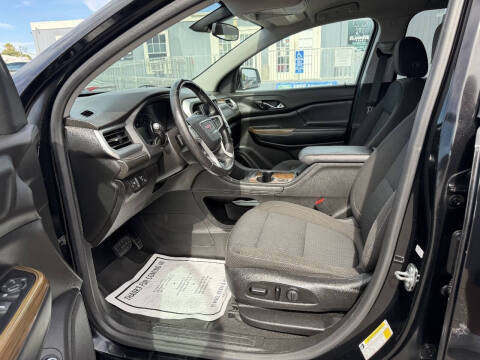 2020 GMC Acadia SLE