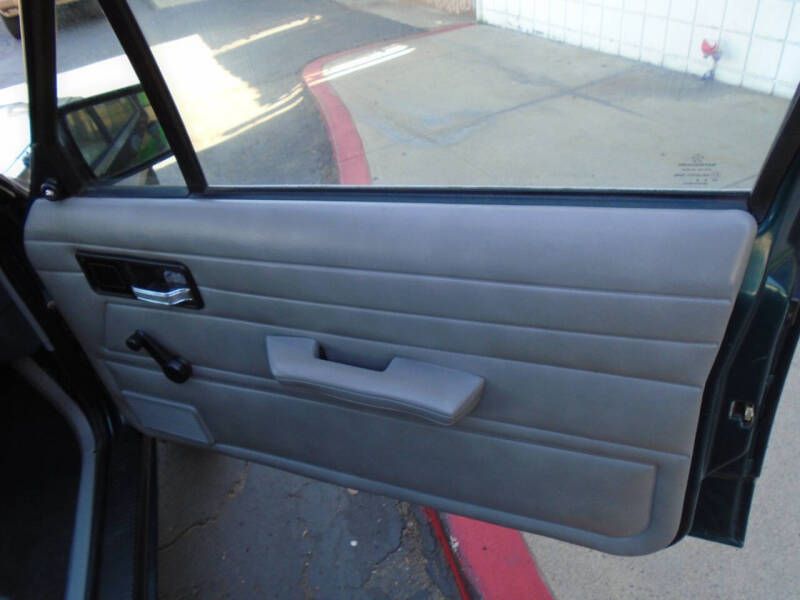 1996 Jeep Cherokee SE