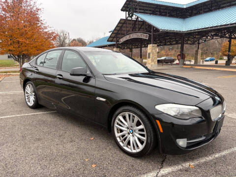 2012 BMW 5 Series 550i