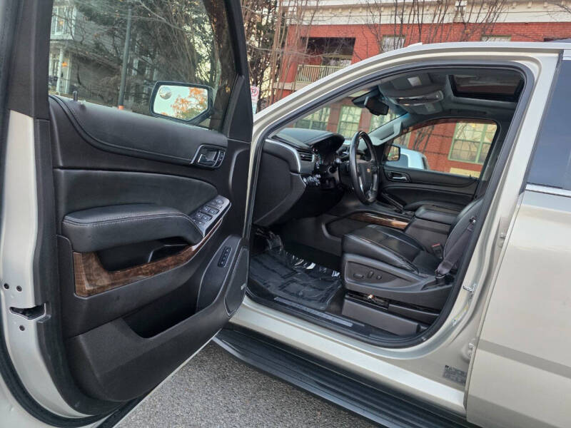 2016 Chevrolet Suburban LT