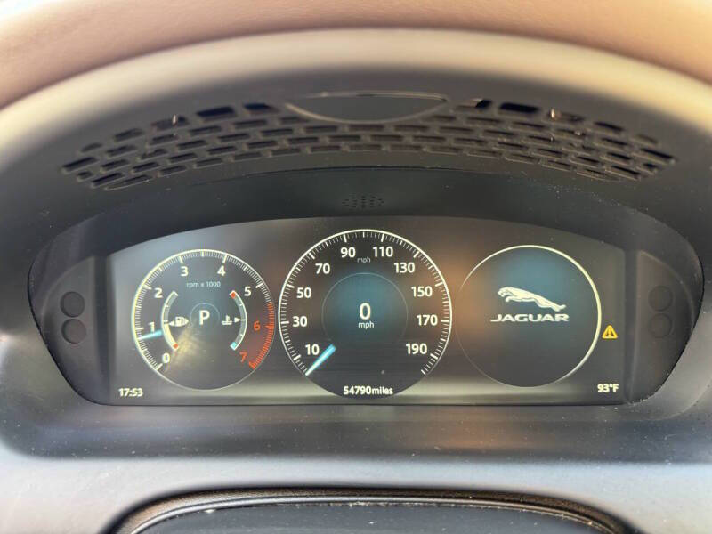 2016 Jaguar XJ R-Sport