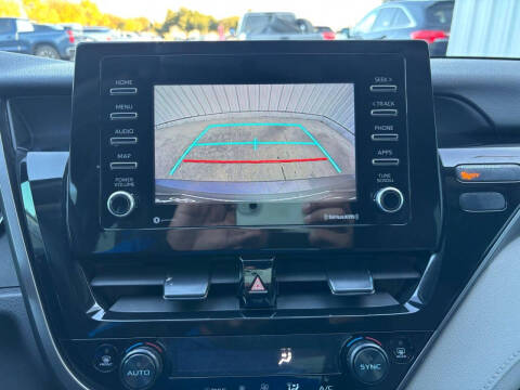 2022 Toyota Camry LE