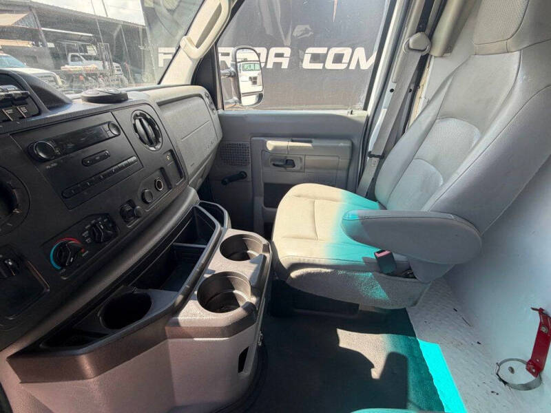2012 Ford E-Series
