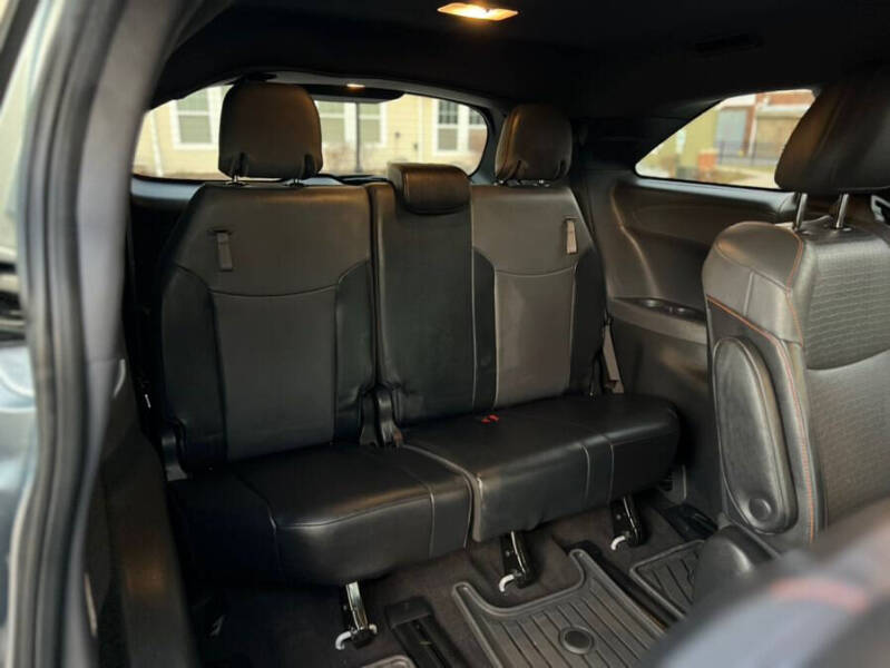 2021 Toyota Sienna XSE 7-Passenger