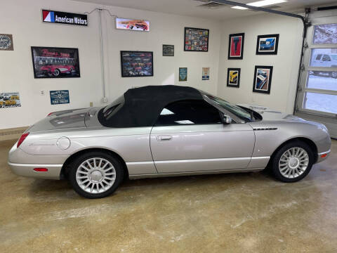 2004 Ford Thunderbird Deluxe