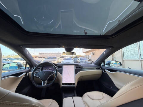 2015 Tesla Model S 85D