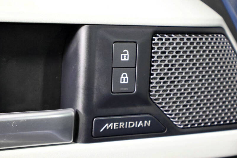 2023 Land Rover Defender 90 S