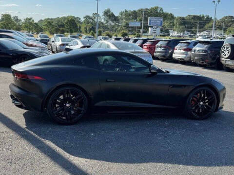 2017 Jaguar F-TYPE R
