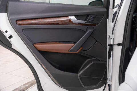 2018 Audi Q5 2.0T quattro Premium Plus