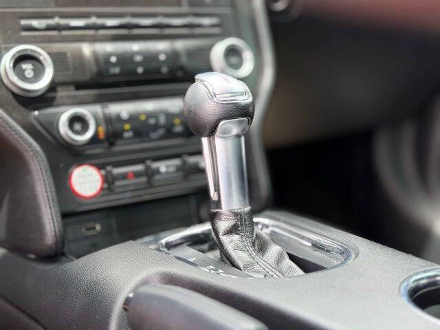 2015 Ford Mustang V6
