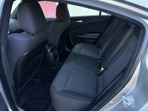 2017 Dodge Charger SXT