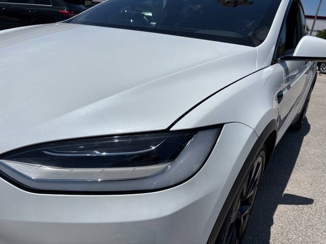 2022 Tesla Model X 26