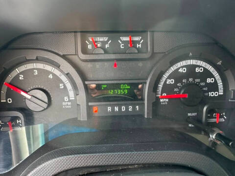 2011 Ford E-Series E-350 SD