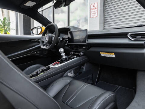 2025 Lotus Emira V6 Base