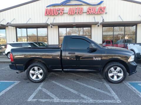 2015 RAM 1500 for sale at DOUG'S AUTO SALES INC in Pleasant View TN
