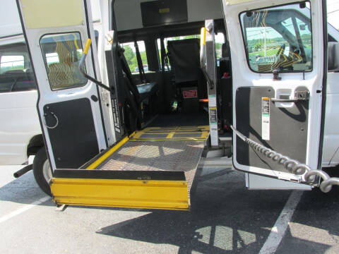 2006 Ford E-Series E-350 SD