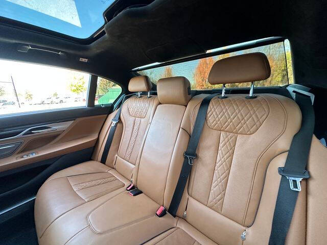 2018 BMW 7 Series 750i