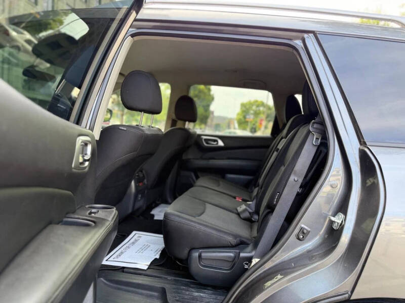 2018 Nissan Pathfinder