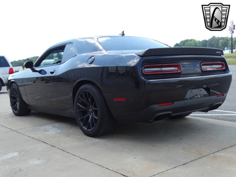 2015 Dodge Challenger SRT Hellcat