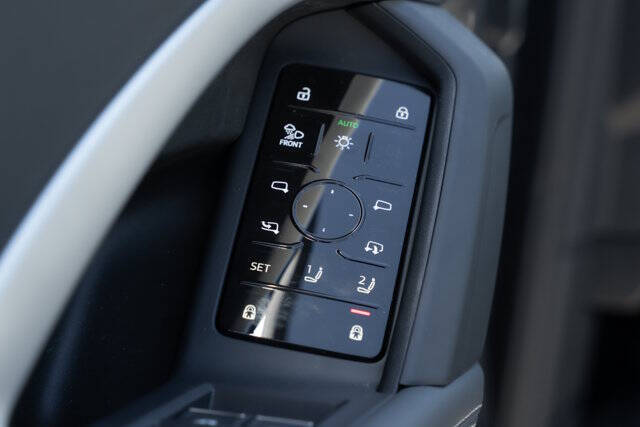 2025 Audi Q5 quattro Premium Plus TFSI