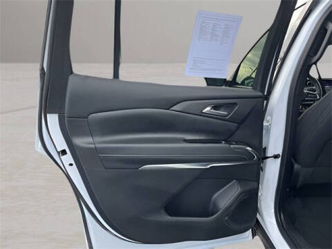 2024 Chevrolet Traverse LS