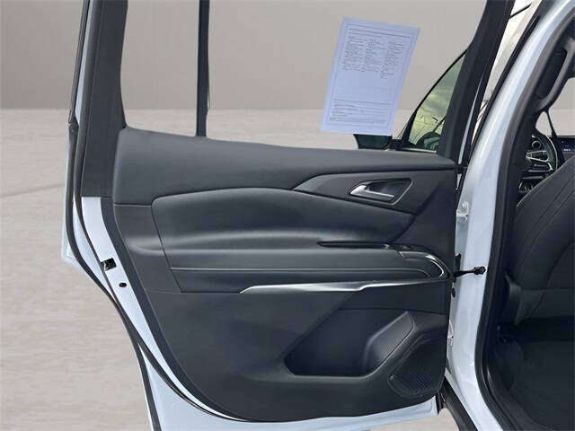 2024 Chevrolet Traverse LS