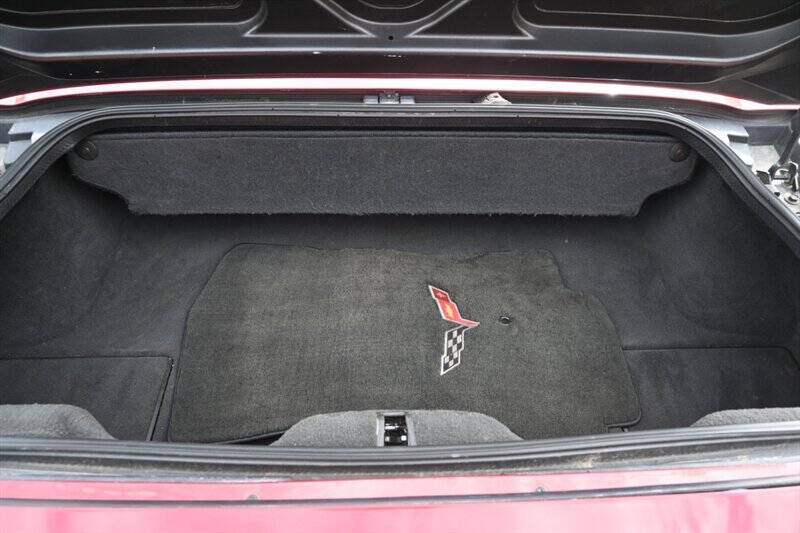 2008 Chevrolet Corvette Indy 500 Pace Car Replica